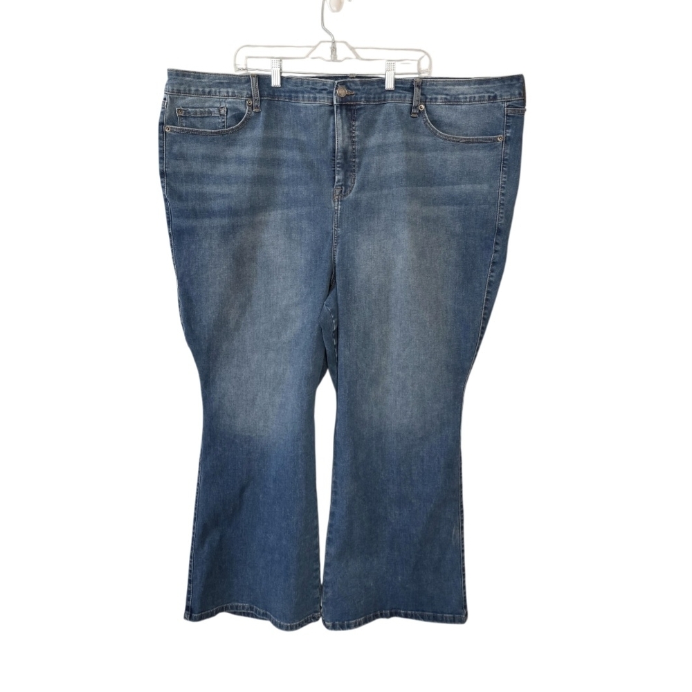 Torrid High-Rise Trio Fit Slim Boot Cut Jeans Short Size 28S - 30S NWT!